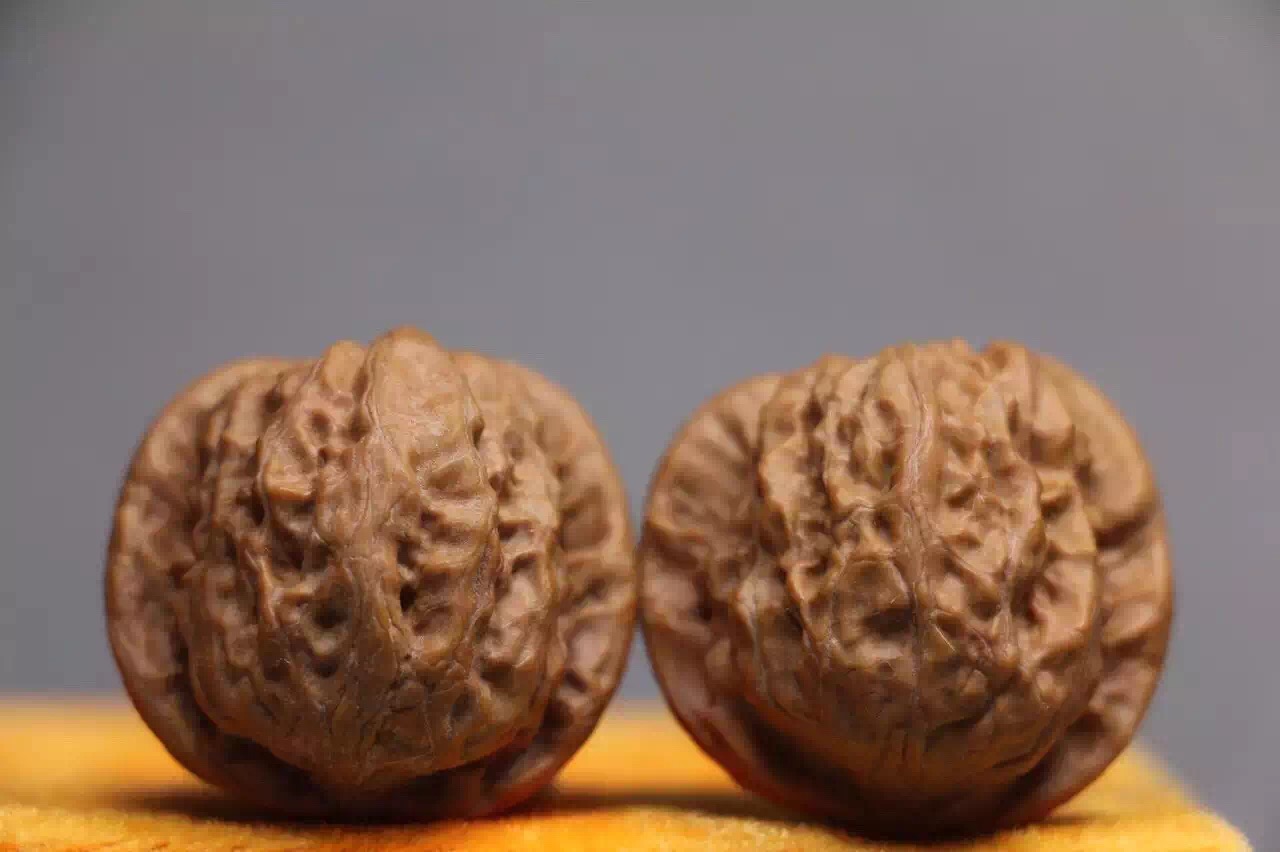 核桃开裂怎么处理,核桃开裂用湿纸巾包裹后在干什么