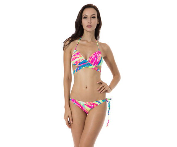 夏季，女人们想露就这样尽情的露吧！