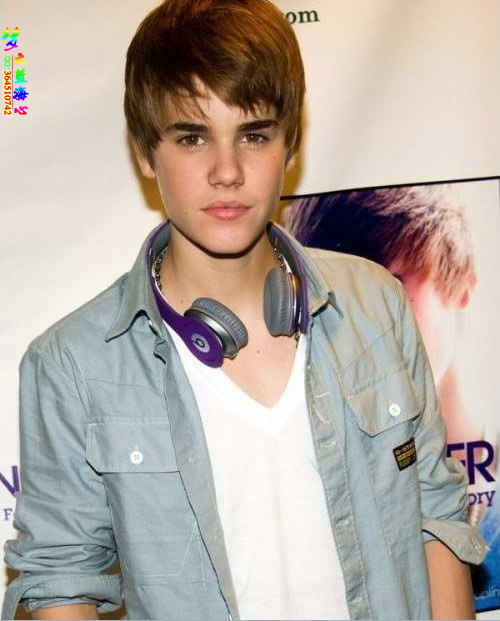 贾斯汀比伯戴头戴式耳机,比伯戴beats耳机