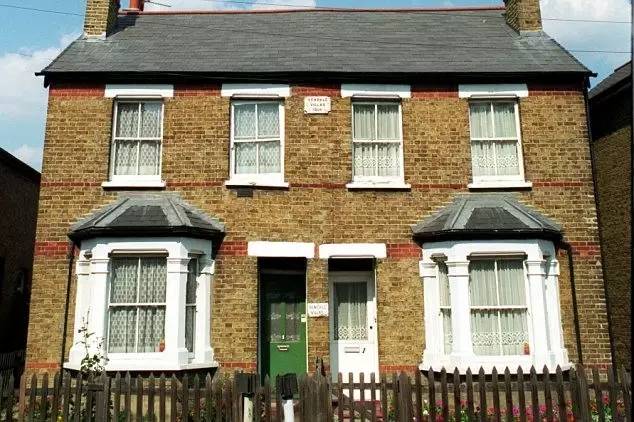 北京价值上亿的法式城堡豪宅,北京一套小屋多少钱