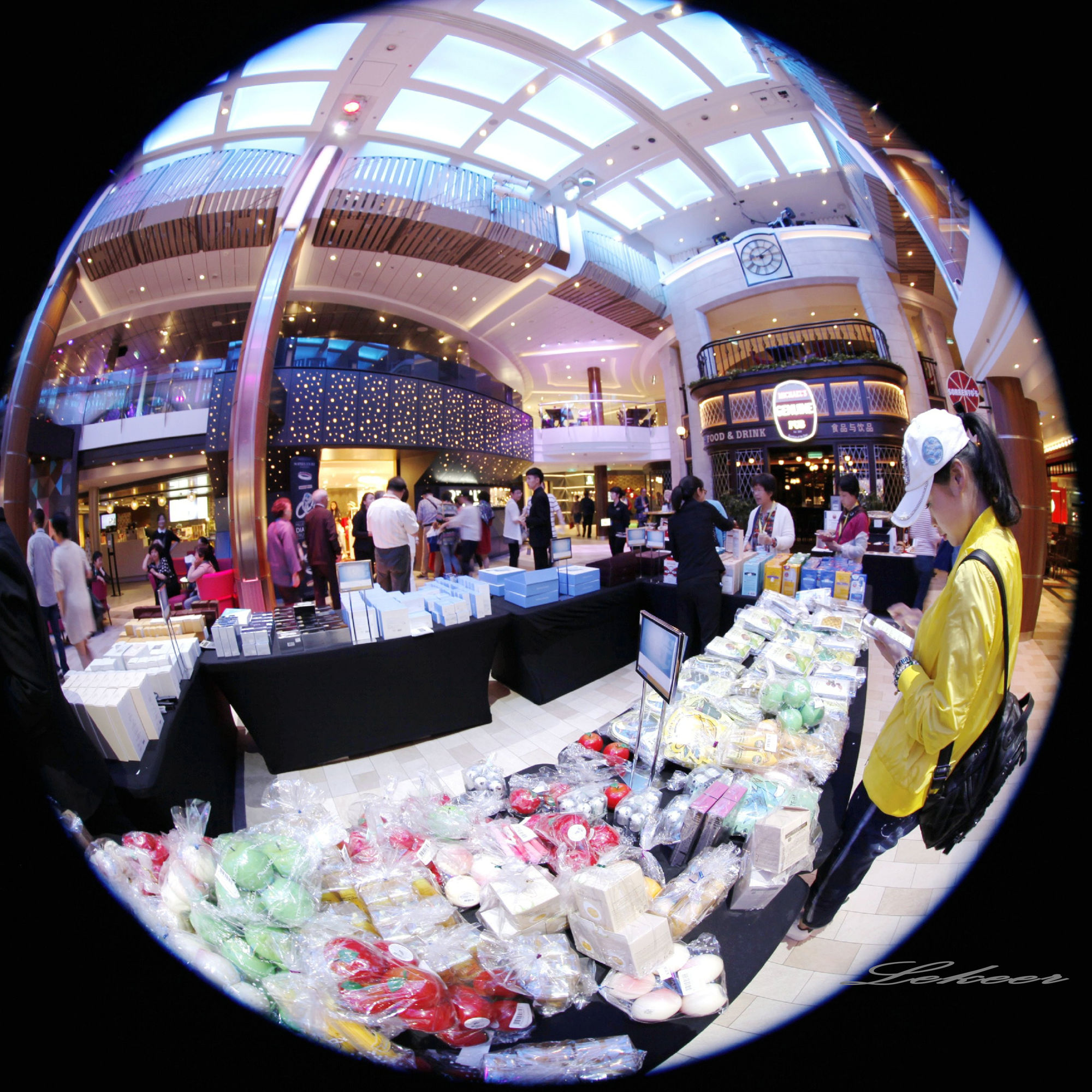 海洋量子号消费攻略,海洋量子号自由行攻略