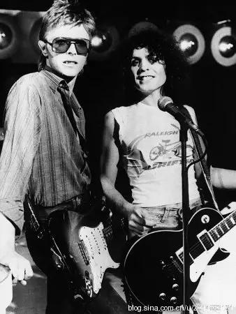 davidbowie为什么改名,davidbowie年轻时