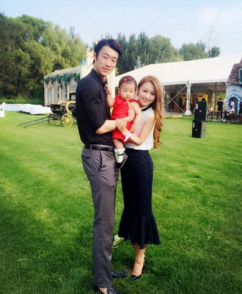 张鹭身价有多少亿,张鹭现任妻子