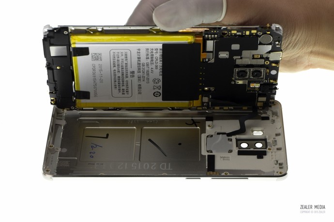 360大神手机拆机,360onex评测拆机