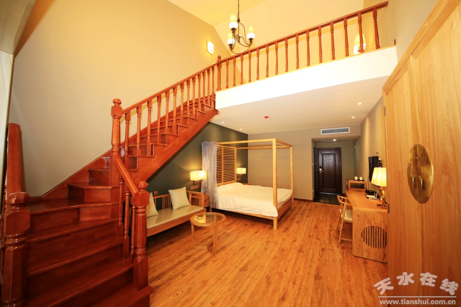 又到花开烂漫时下一句,清明出游来汤峪踏青泡温泉