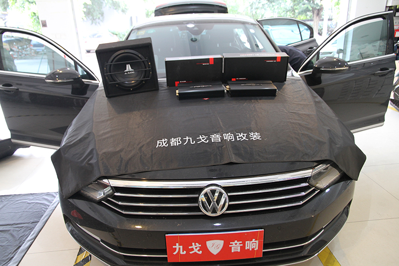 大众迈腾专用低音炮,迈腾升级美国捷力音响