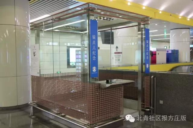 第一代欧洲杯奖杯图案是什么,欧洲杯纪念徽章