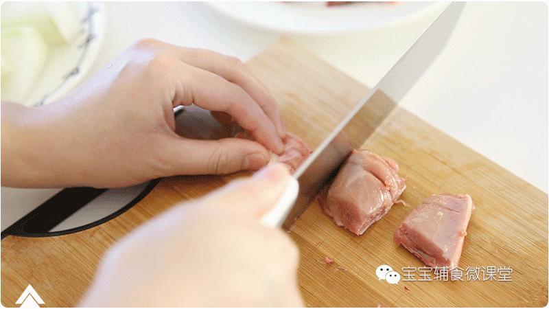 宝宝上火了，怎么办？快来试试这道下火的靓汤