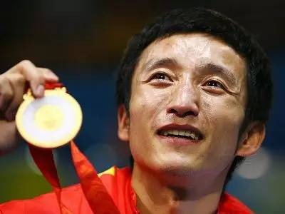 贵州拳王邹市明的经历,骄傲贵阳