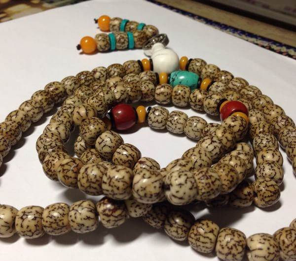 带血羊角手串好吗,戴血菩提子有什么好处