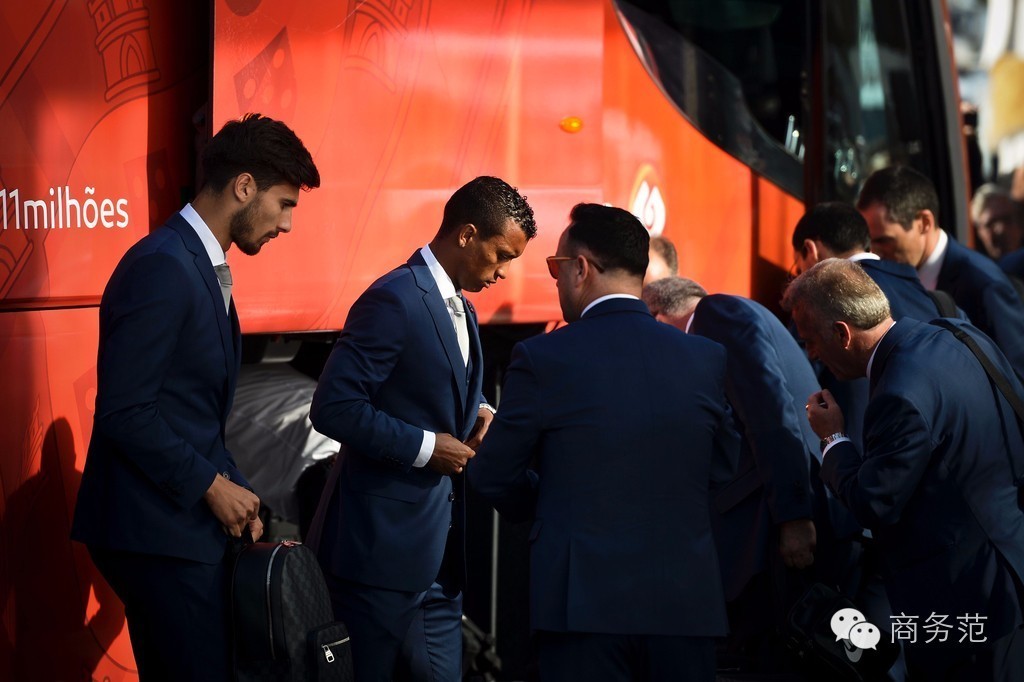 欧洲杯各大球队队徽和名称,欧洲杯各队穿什么颜色球衣