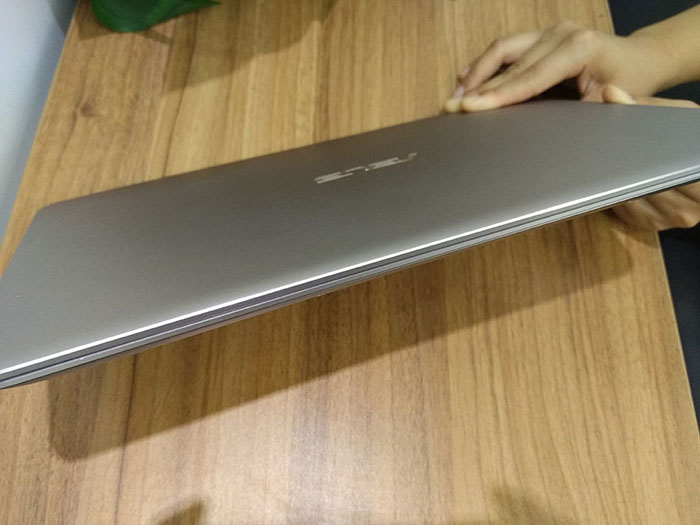 中规中矩，未有突破——华硕ZenBookU305UA评测