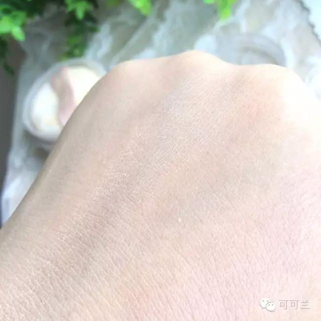 百元以上粉饼,百元以内蜜粉饼