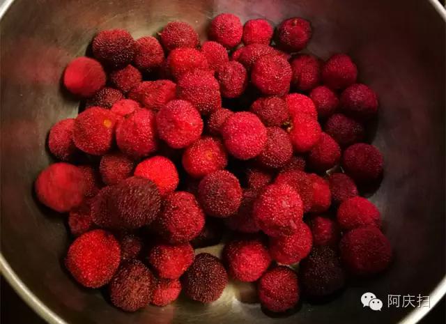 看欧洲杯，就该喝这个：手把手教你做超简单的杨梅烧