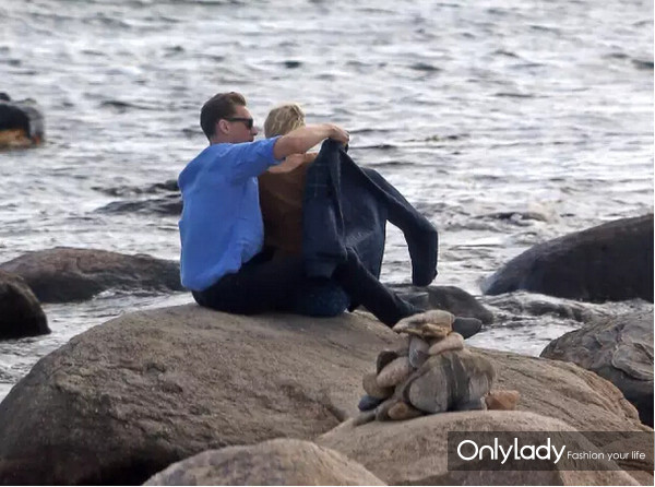 追不上霉霉恋爱速度就追她最爱的撩汉唇色吧！