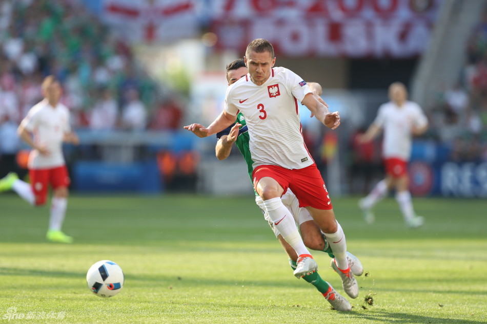 耐克阿迪彪马赞助的球队,欧洲杯阿迪赞助球队