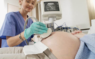 预产期过了该怎么办,预产期过了一周了还没发动怎么办