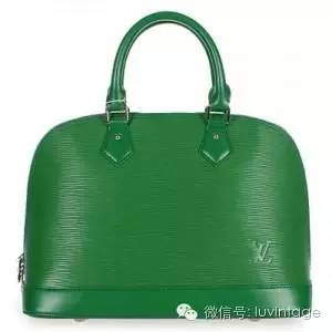 最近很火的明星lv包女,lvcapucines包