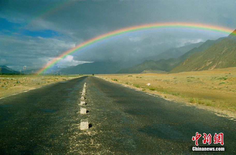 雪域高原风光秀丽视频,雪域高原的美丽风景