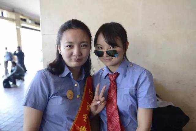 进入高温“烧烤”模式，看西铁青年怎样为了大家的安全代言！