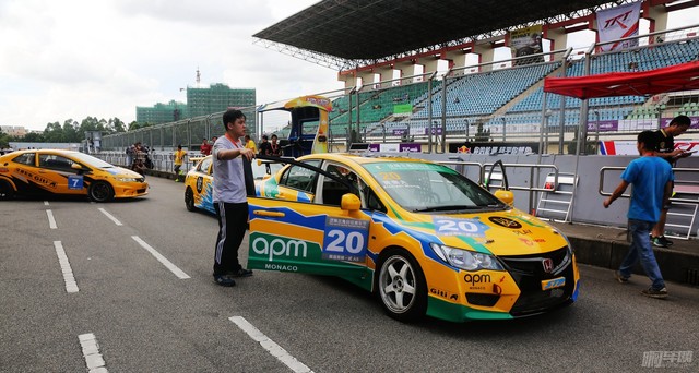 周末别宅啦快来看泛珠赛车节第一天的精彩花絮