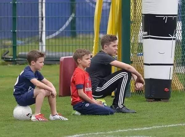 世界之最小公举盘点|波妹夜话