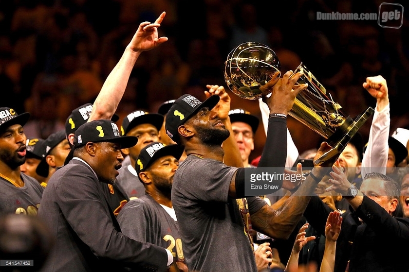 骑士历史首冠,2016勇士骑士总决赛g7