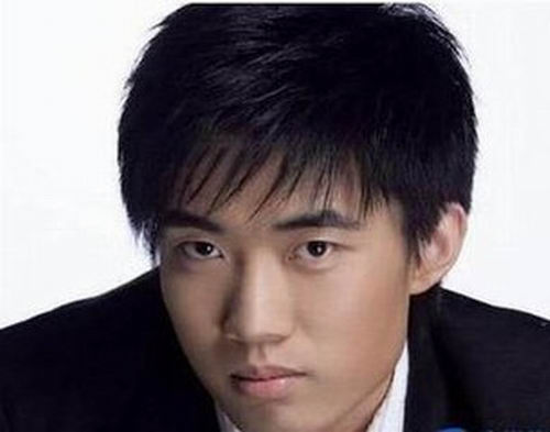 出道不分先后英雄不问出处的理解,英雄不问出处下一句是什么搞笑