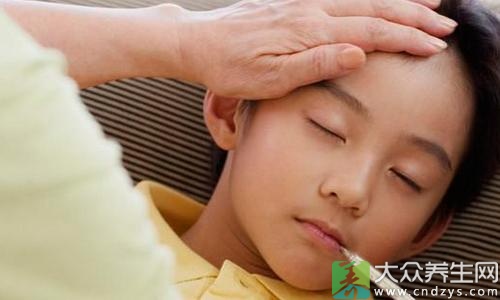 医生宝宝发烧物理降温,医生发烧怎么治疗