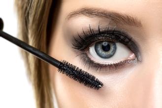 新手淡妆入门化妆品清单,新手学化妆淡妆需要哪些化妆品