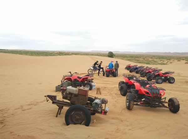 爸爸去哪儿旅游打卡,爸爸去哪儿宁夏中卫沙坡头