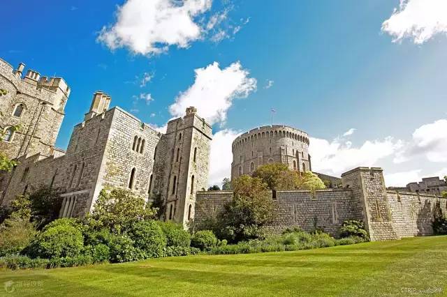 小编写完这条微信就请假去英国了，老板，这是我离英国最近的时刻