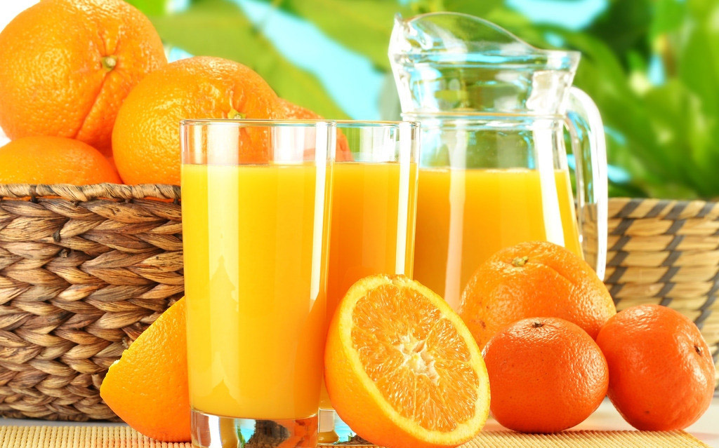 鲜榨果汁与勾兑果汁识别法则,如何区分勾兑果汁还是鲜榨