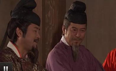 为献媚讨好，他竟然吃了上司的粪便，后来吓得剖腹自杀