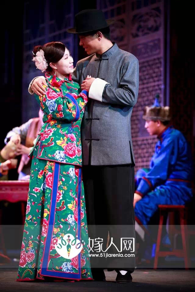 包头“凤祥楼”的女人们放点图给大家解解馋