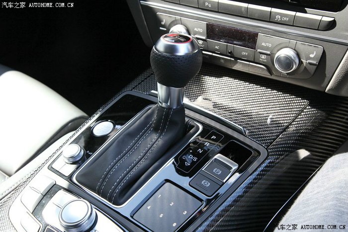 出售2021款奥迪rs6,2021款奥迪rs6到店提车