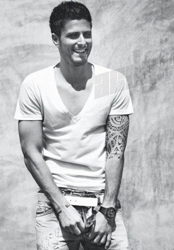 格列兹曼和吉鲁的关系,格里兹曼纹身