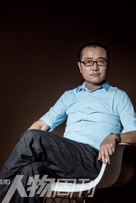 刘慈欣雨果得奖,2015雨果奖现场刘慈欣清华教授