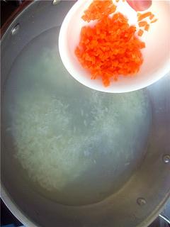 快！拿个大点的盆子，接住我的口水！