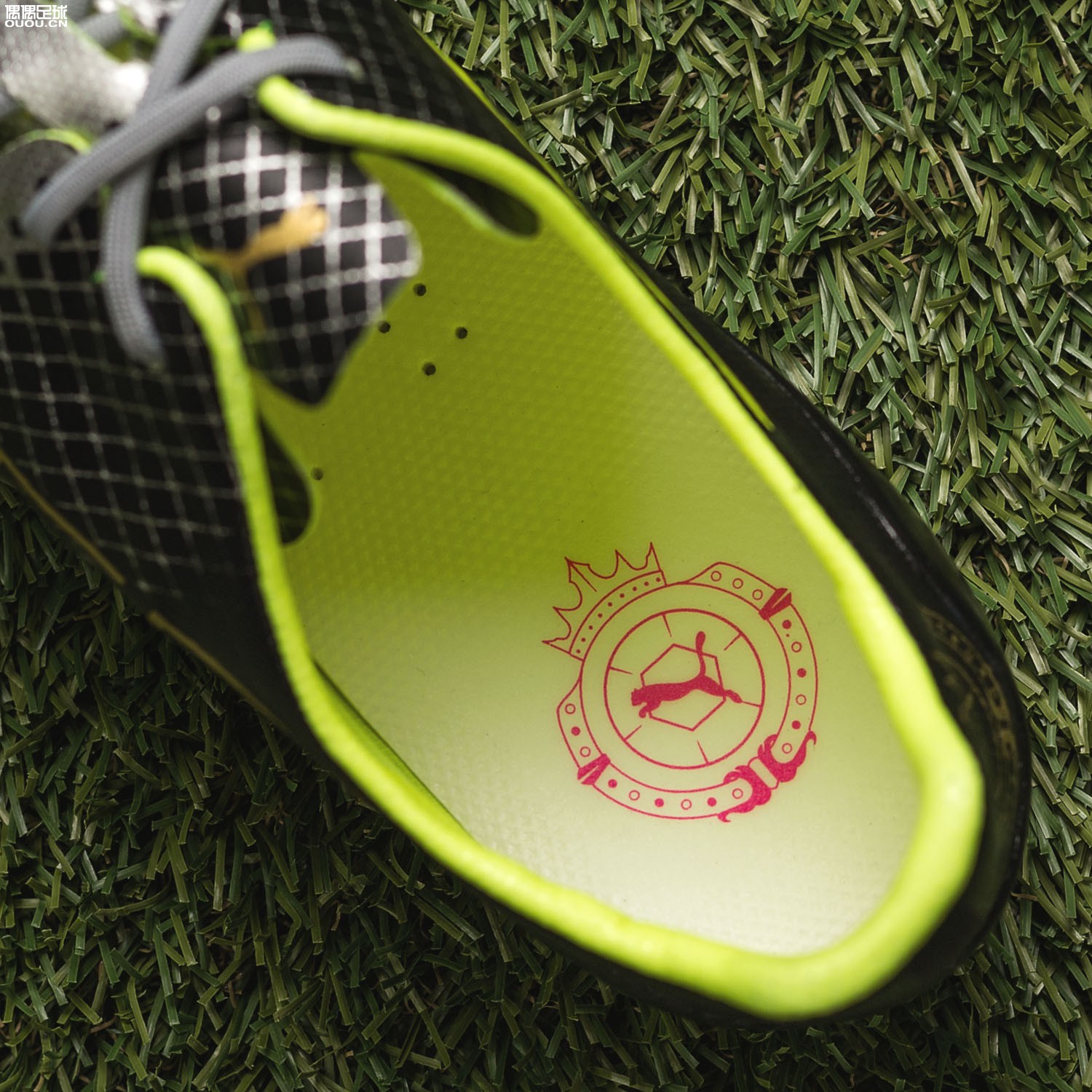 彪马新年限定鞋,彪马slipstream联名鞋子