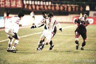 足球记忆最让你动容,足球记忆青春为什么那么值得怀念