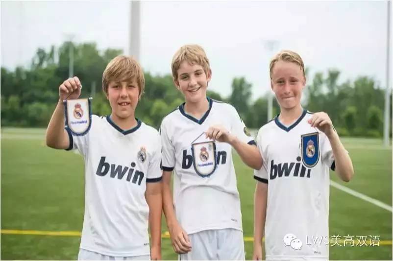 推广|今夏，来美高和皇马传奇一起踢球！