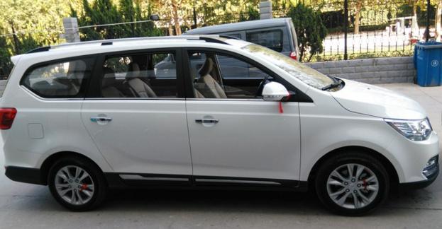 2017款宝骏7301.8l试驾视频,宝骏730用5w30好还是用5w40好