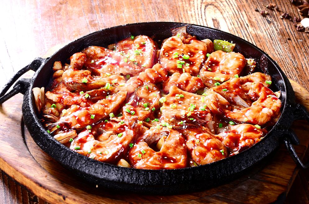 这家掌柜的店不简单｜排队2个小时，回头率高达89.76%