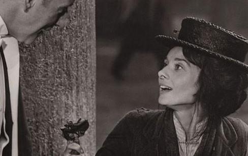 夏日轻盈柔顺的秀发体验,就在澳洲绿色溪谷