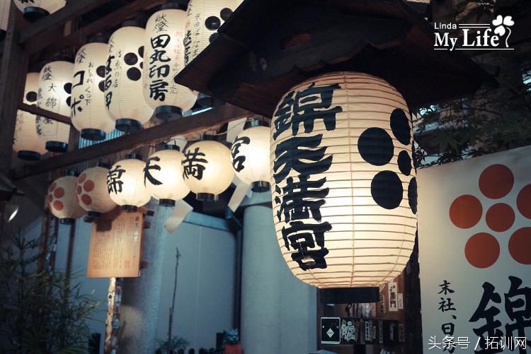 想去日本游玩的同学注意啦，河原町新京极，吃货和剁手*党**的天堂！