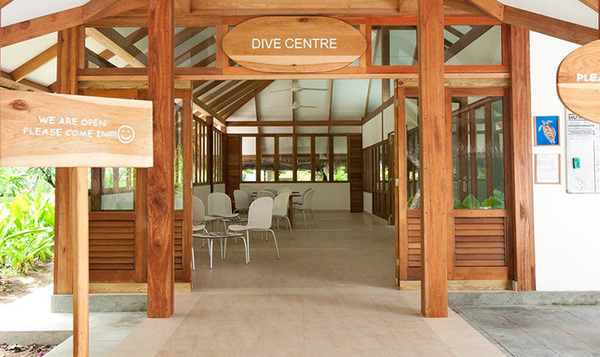 美佳航空的飞机,马代库拉玛蒂kuramathi价格