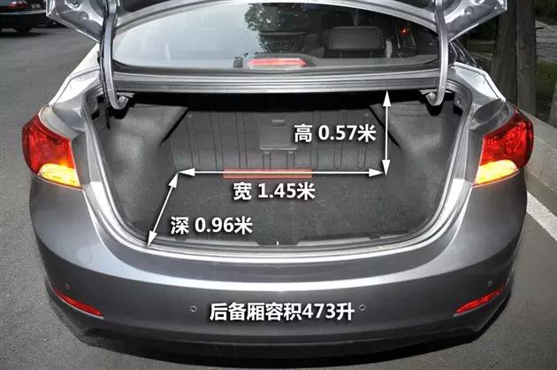 推荐朗动手动挡,最新款现代朗动试驾