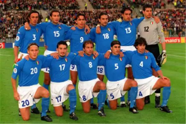 意大利十大经典球衣,蓝色魅影照片