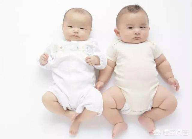 宝宝罗圈腿是天生的么,宝宝罗圈腿是什么原因引起的